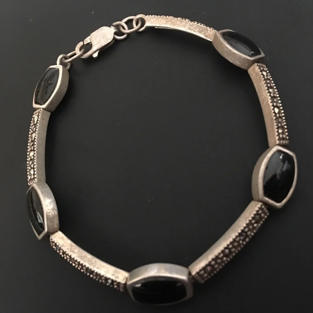 Vintage sterling black onyx marcasite bracelet